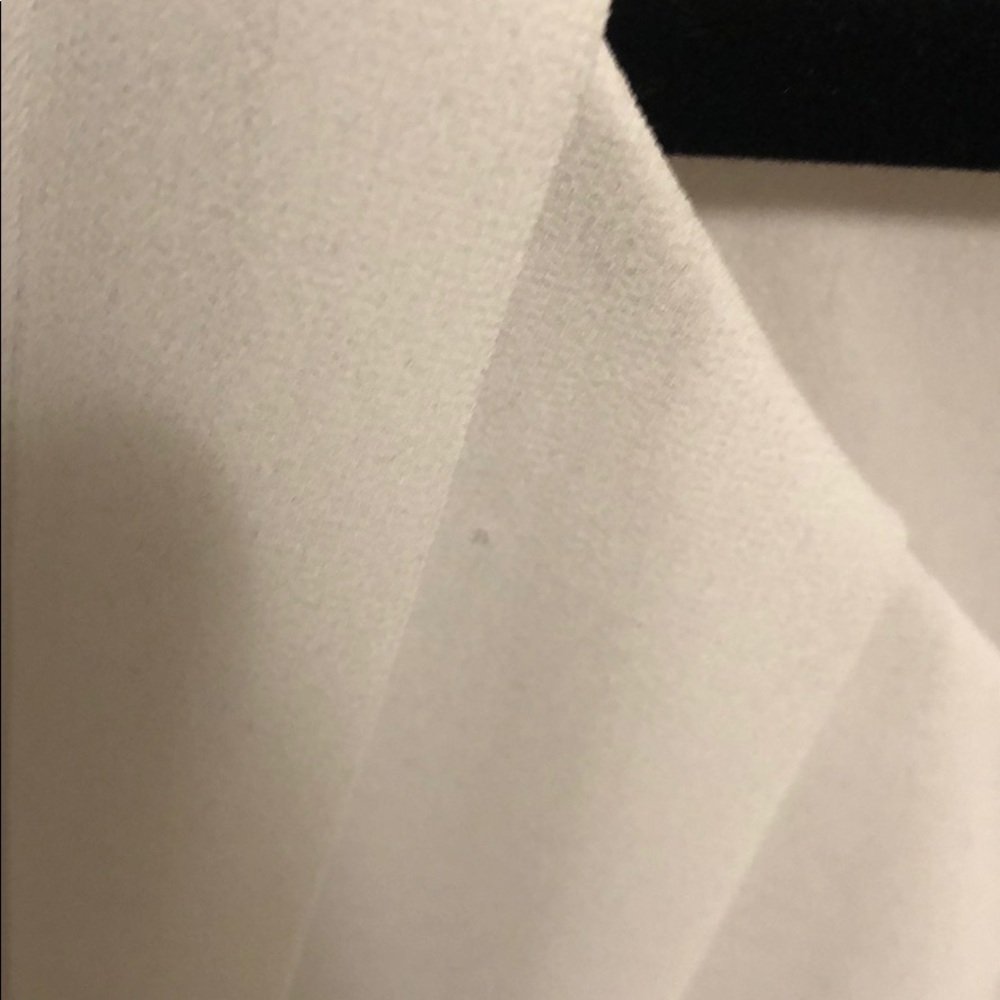 Flutter top - Picture 2 of 2